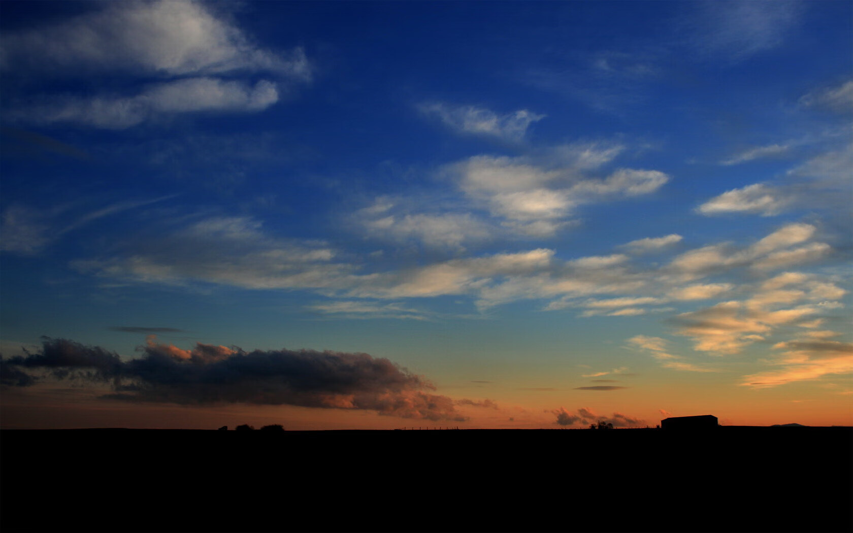 kaiyun体育综合-德甲比赛精彩，球迷留言支持，德甲名场面
