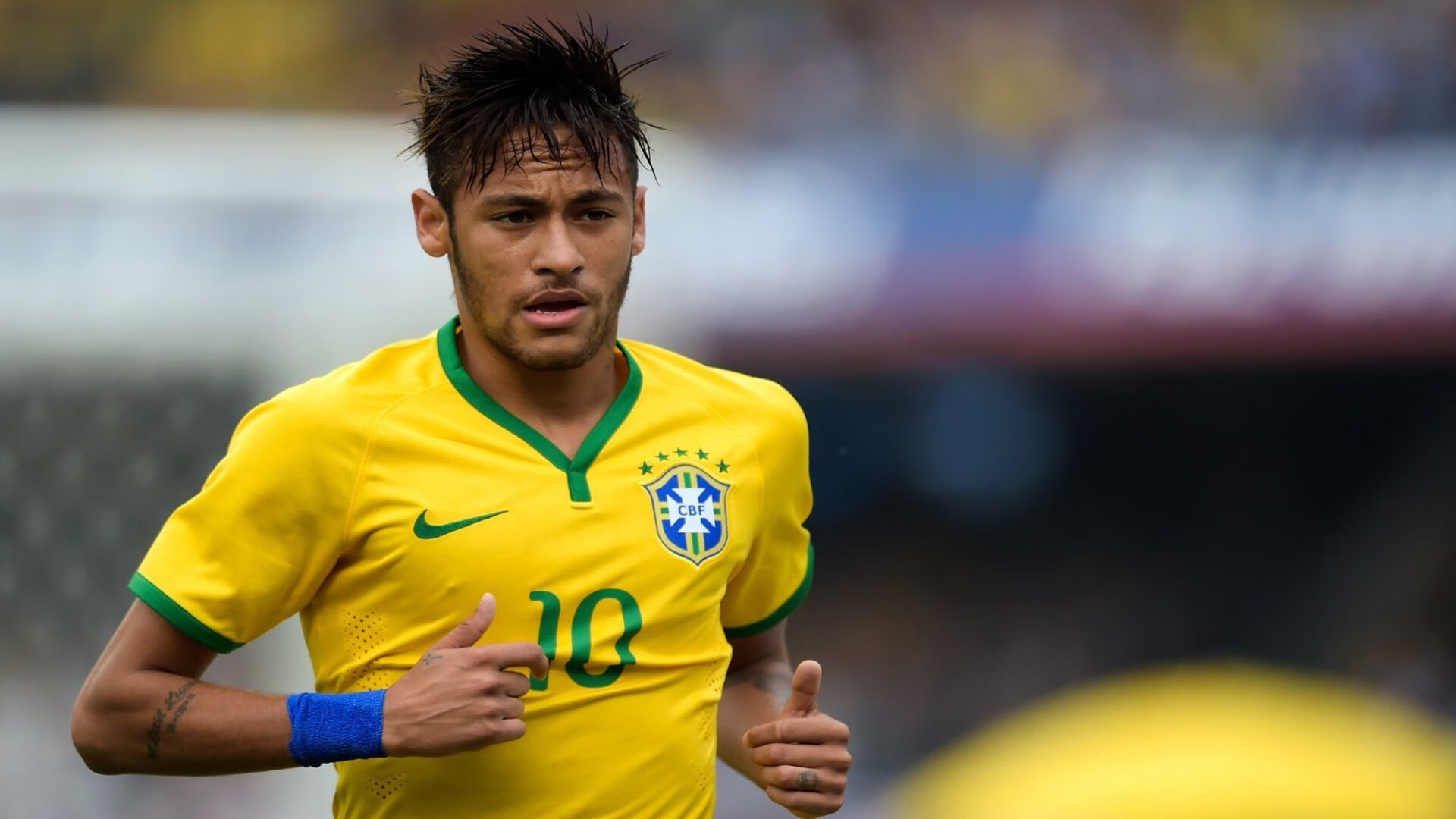 环游世界的冒险:WRC带你领略五大洲的极限赛道